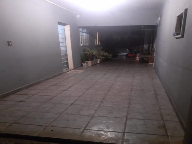 Casa para Venda em Centro - 17