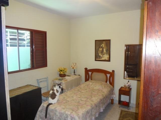 Casa para Venda em JARDIM CHERVESON - 11
