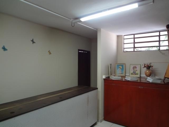 Casa para Venda em JARDIM CHERVESON - 25