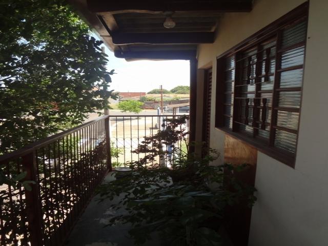 Casa para Venda em JARDIM CHERVESON - 28