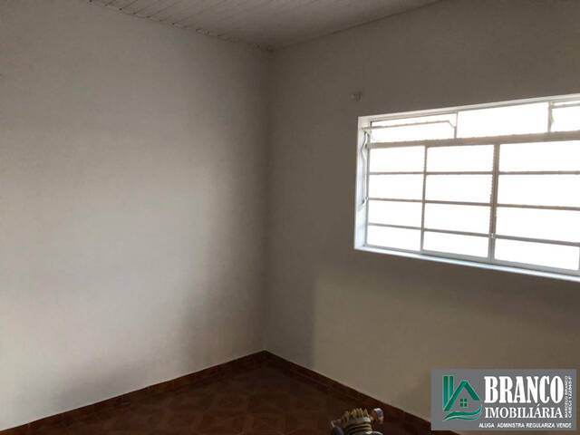 Casa para Venda em Centro - 10