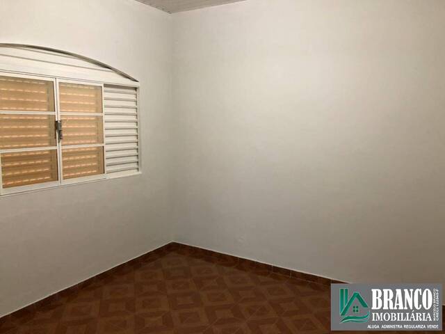 Casa para Venda em Centro - 11