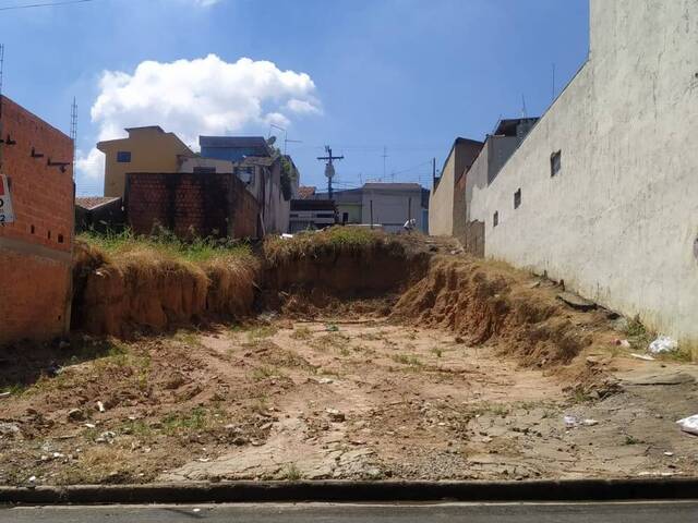 #692 - Terreno para Venda em Rio Claro - SP - 1