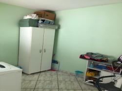 Sobrado para Venda em Centro - 11
