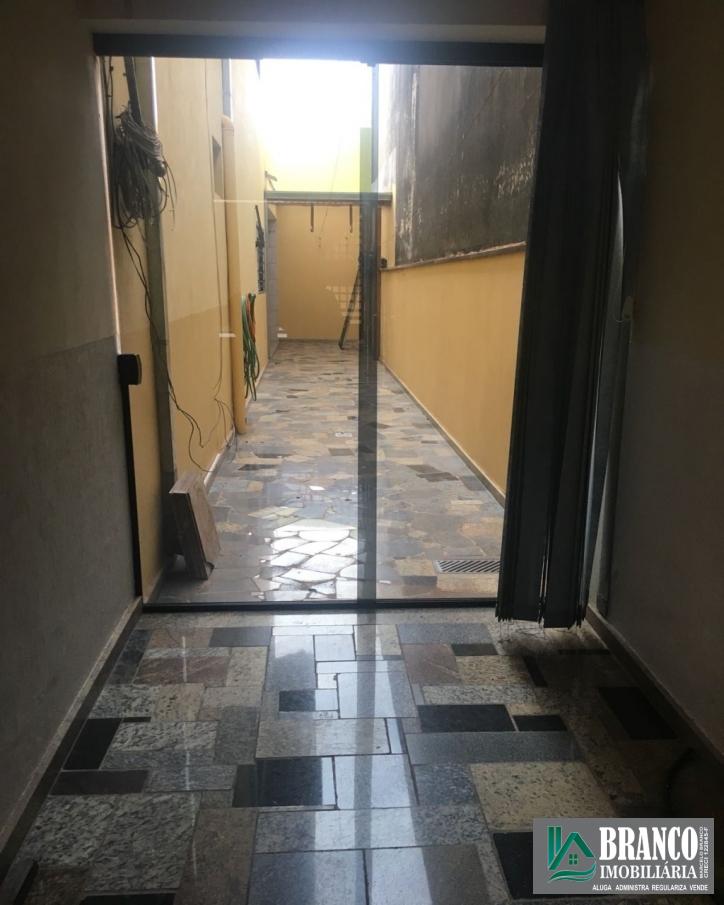 Sobrado para Venda em Rio Claro - 3