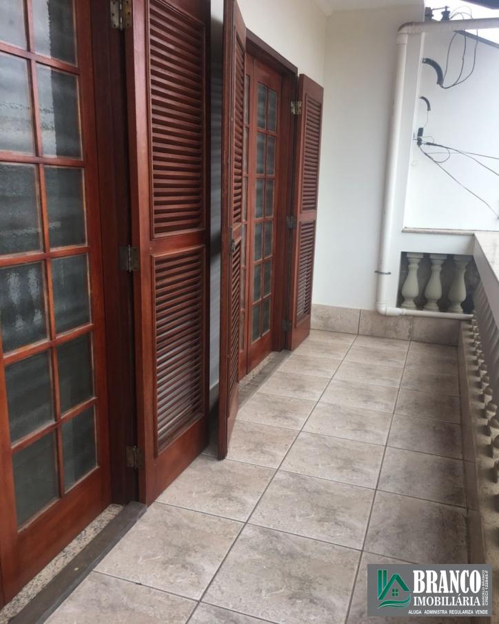 Sobrado para Venda em Rio Claro - 19