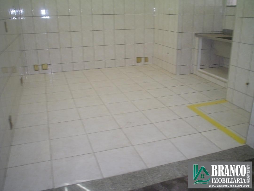 Salão Comercial para Locação em Rio Claro - 13
