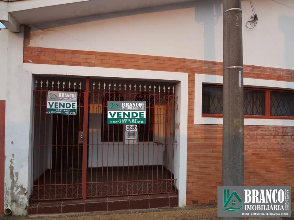 Casa para Venda em Rio Claro - 1