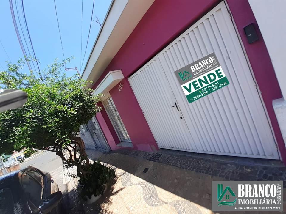 Casa para Venda em Rio Claro - 1