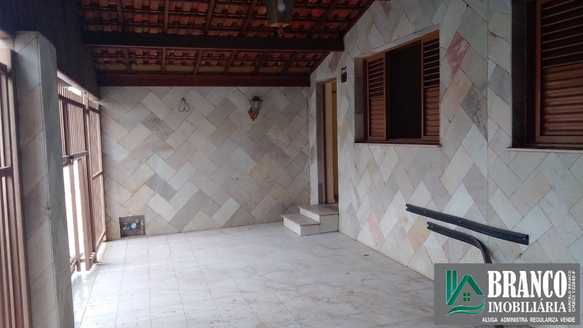 Casa para Venda em Rio Claro - 1