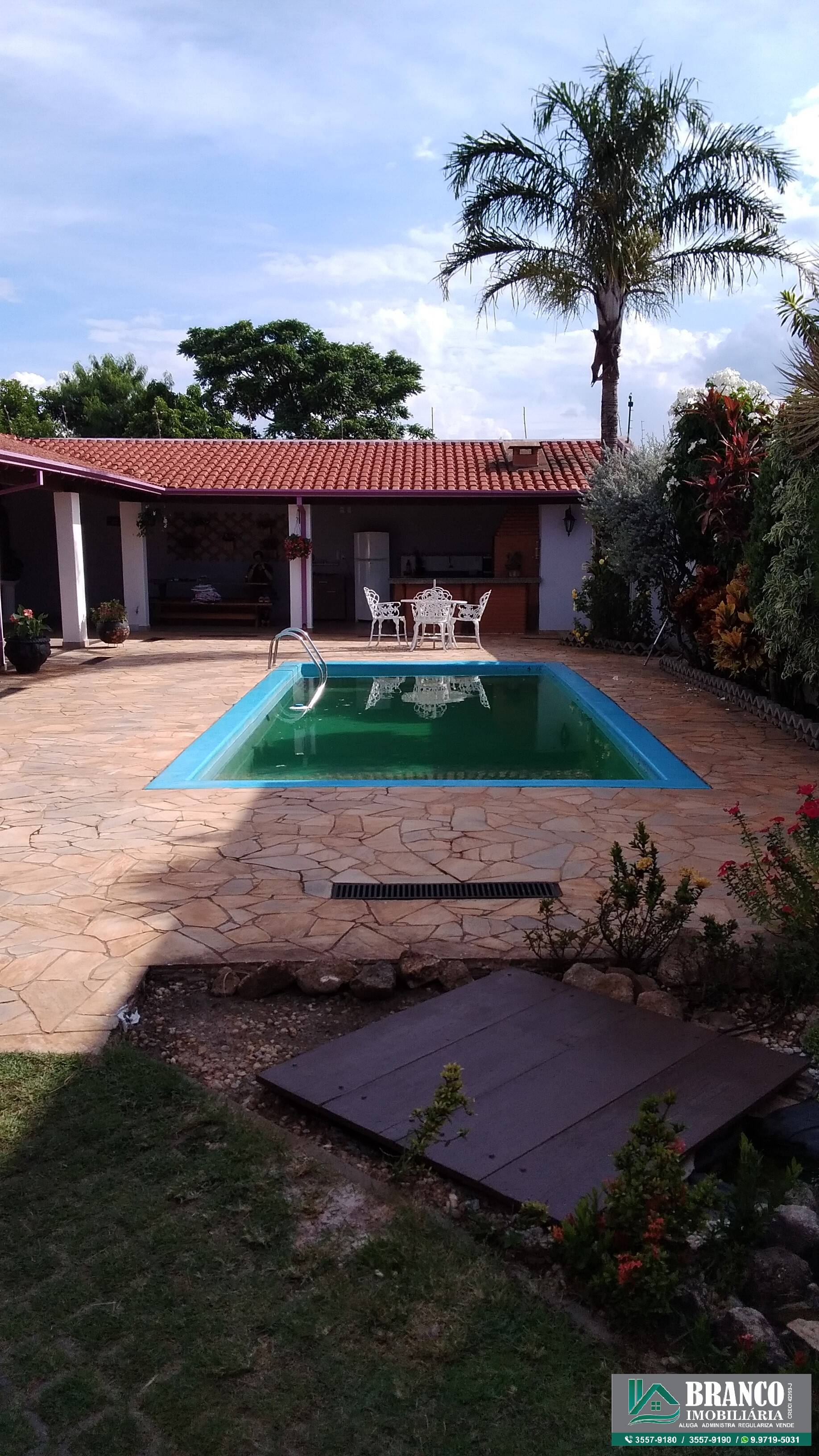 Casa para Venda em Rio Claro - 1