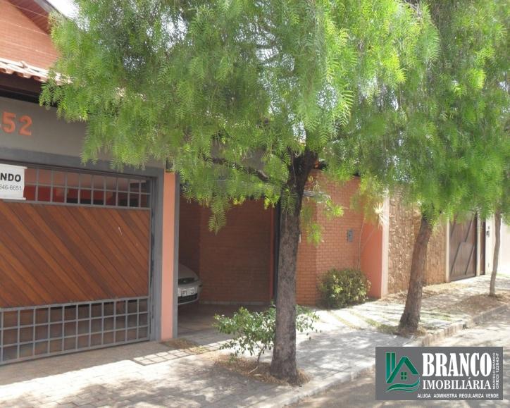 Casa para Venda em Rio Claro - 1