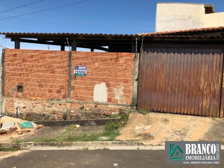 Casa para Venda em Rio Claro - 1