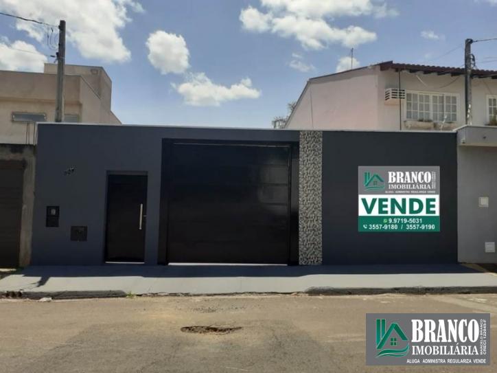 Sobrado para Venda em Rio Claro - 1