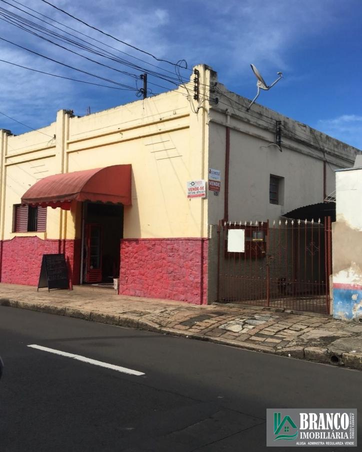 Casa para Venda em Rio Claro - 1