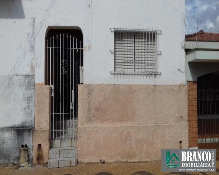 Casa para Venda em Rio Claro - 1